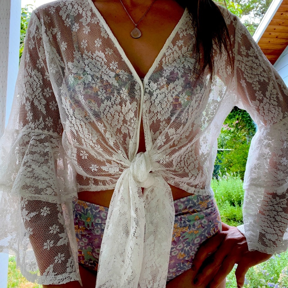 Fashion Nova blouse
